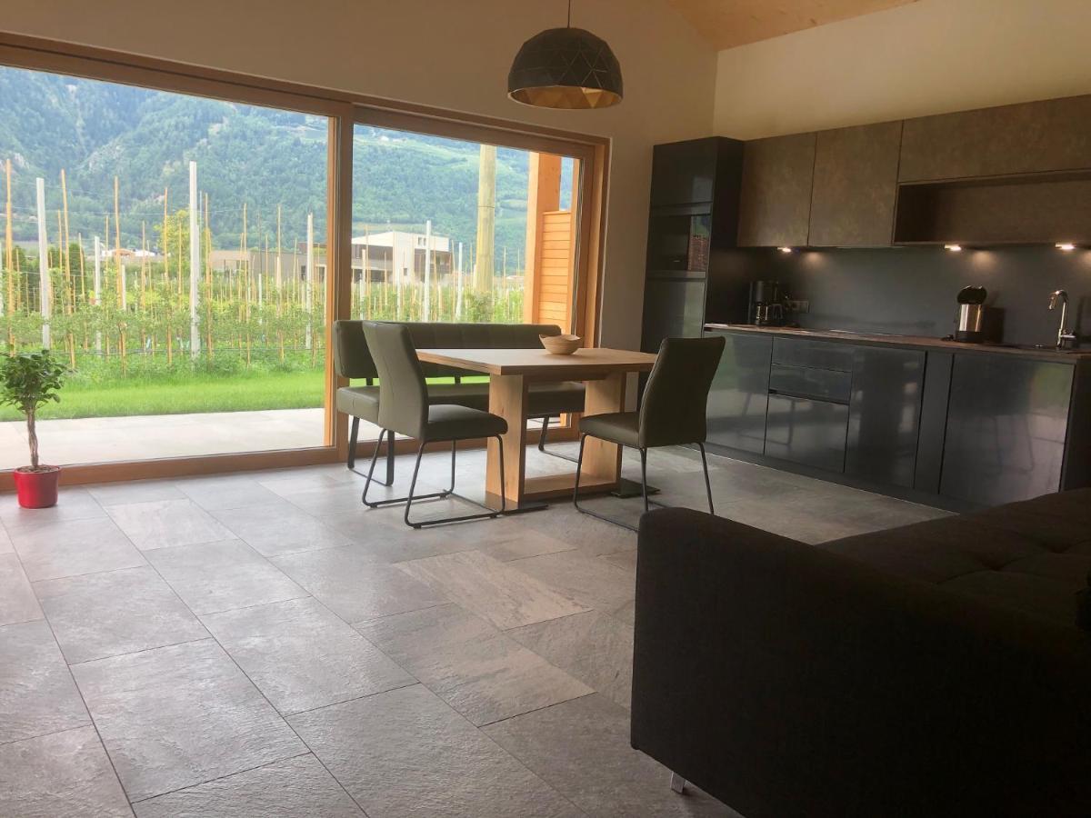 Pixnerhof - Urlaub Am Biohof Apartment Кастелбело Екстериор снимка
