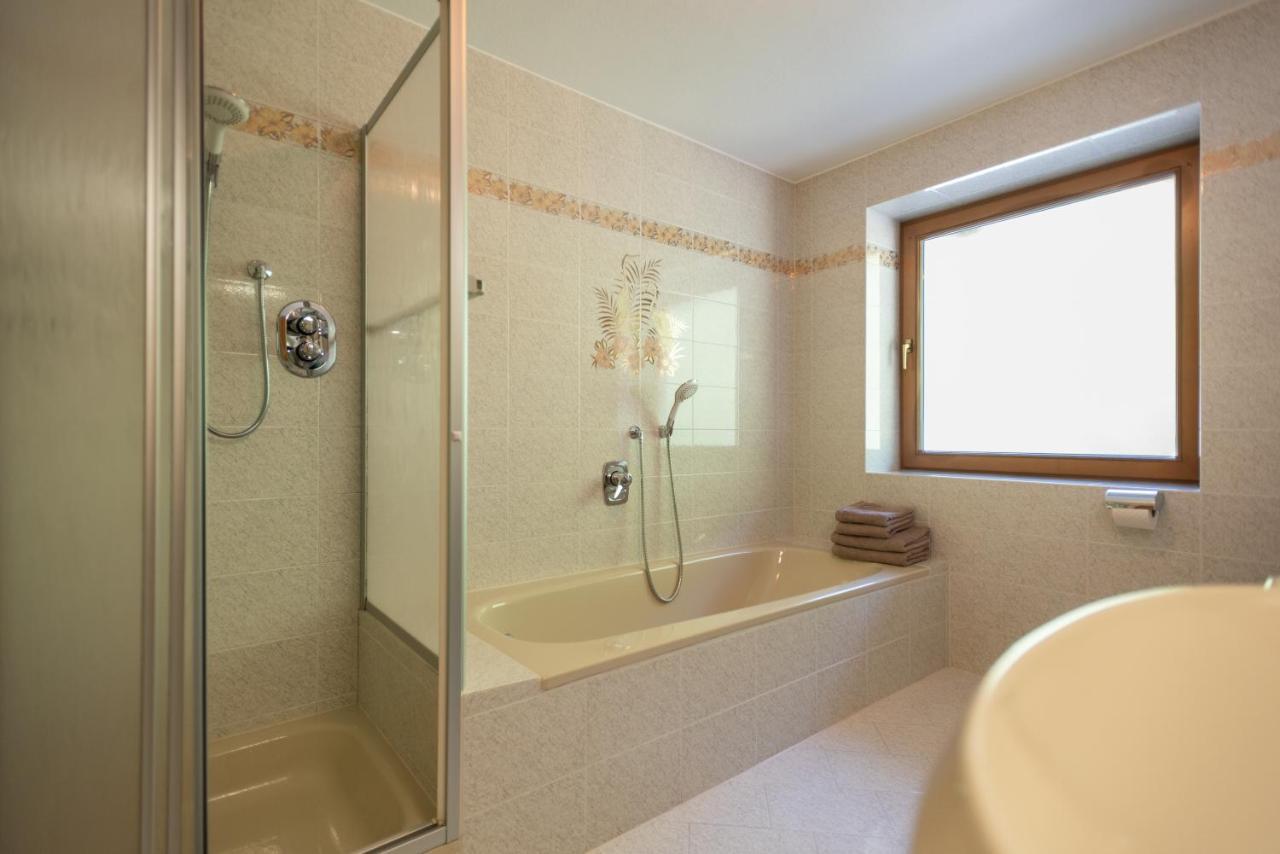 Pixnerhof - Urlaub Am Biohof Apartment Кастелбело Екстериор снимка