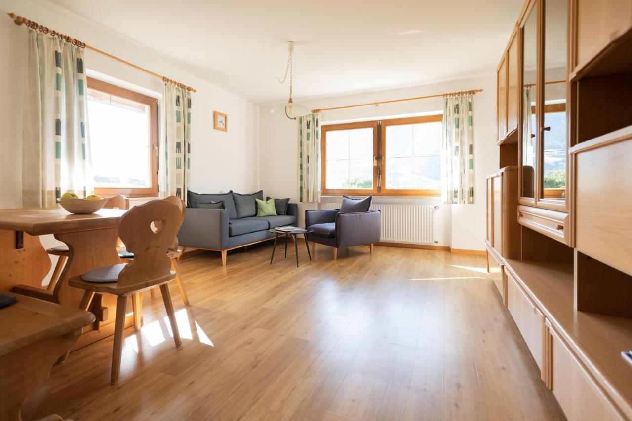 Pixnerhof - Urlaub Am Biohof Apartment Кастелбело Екстериор снимка